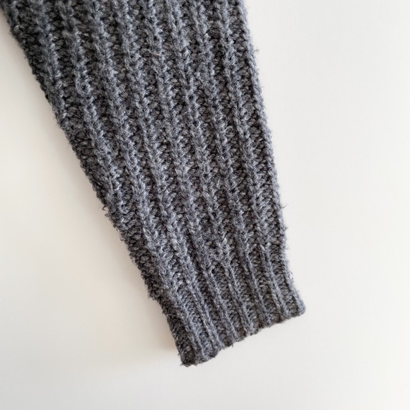 Sunday Best Cropped Sweater (Grey) - Picture 7 of 9